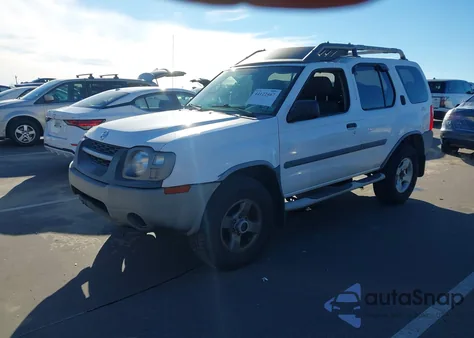 2004 Nissan Xterra Xe z USA, uszkodzony, nr VIN 5N1ED28Y84C651375